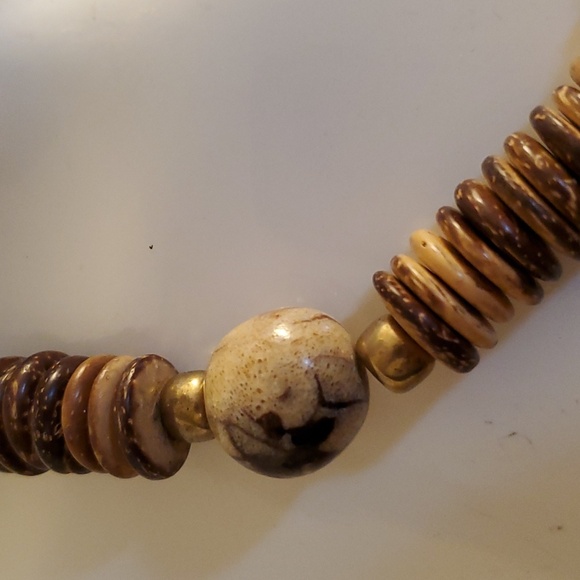 Vintage Wood/Stone Necklace - Picture 2 of 5